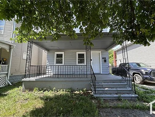 640 W 13th St