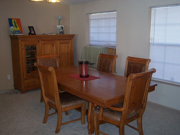 Formal dining room