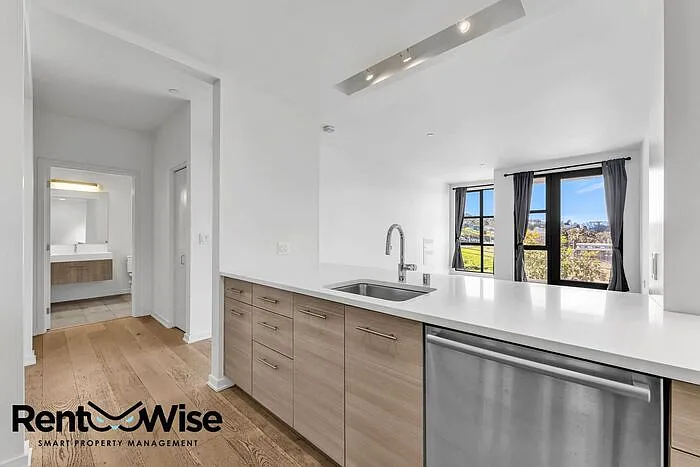 451 Donahue St #307 — Photo 15