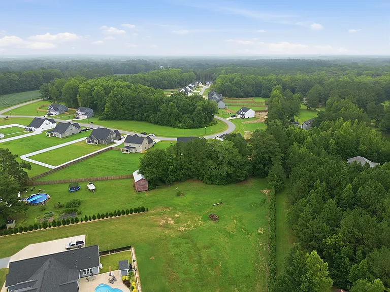 138 Abingdon Farms Dr — Photo 45