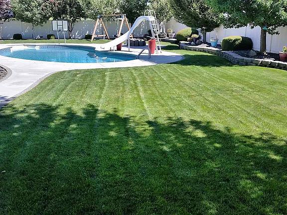 4th image of 78405 E Canyon Meadow Dr