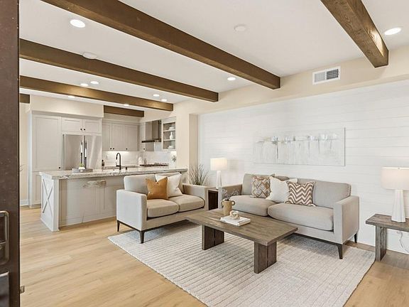 5th image of 1601 San Remo Pl Unit 101