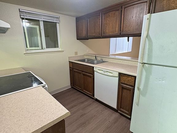 3rd image of 1310-1314 D St #3