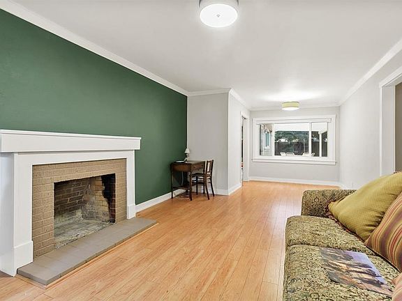 5th image of 742 Enright Ave