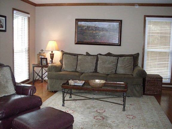 4th image of 2587 Settlers Ct