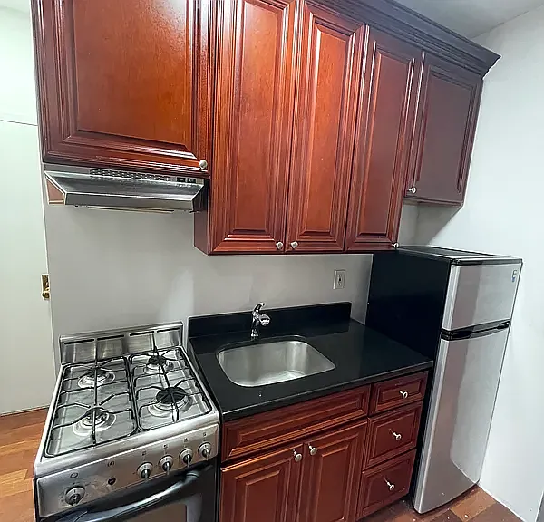 73 1st Ave #5FE — Photo 4