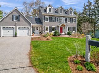 5 Crestwood Dr, Andover, MA 01810