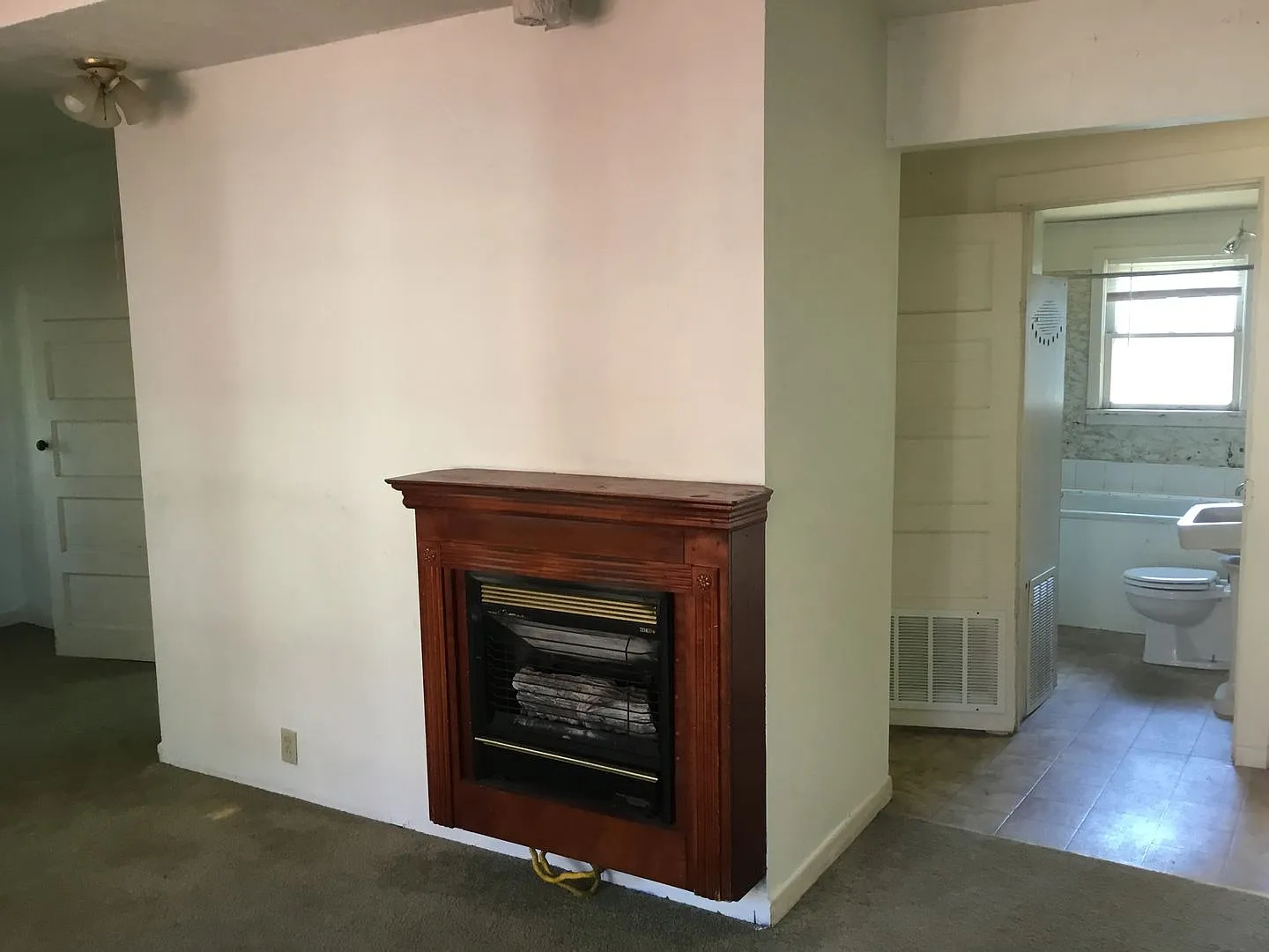 162000 — Photo 2