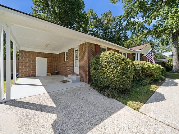 2nd image of 918 Fairwood Dr