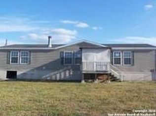 21470 Priest Rd, Elmendorf, TX 78112