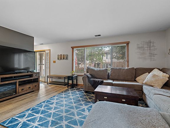 3rd image of 14406 S 90th Ct #1-C