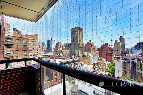 Rented by (Legacy) Elegran | media 11