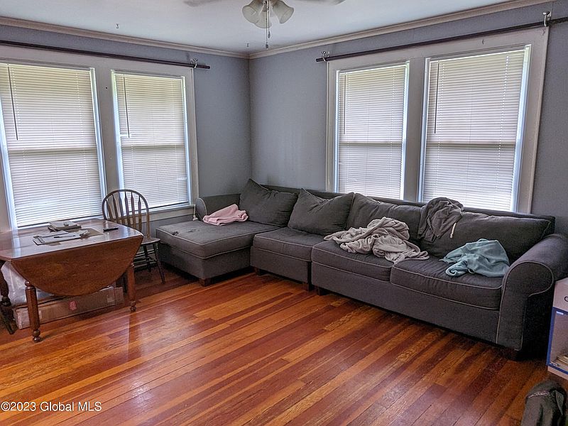 5th image of 140 McKinley Avenue