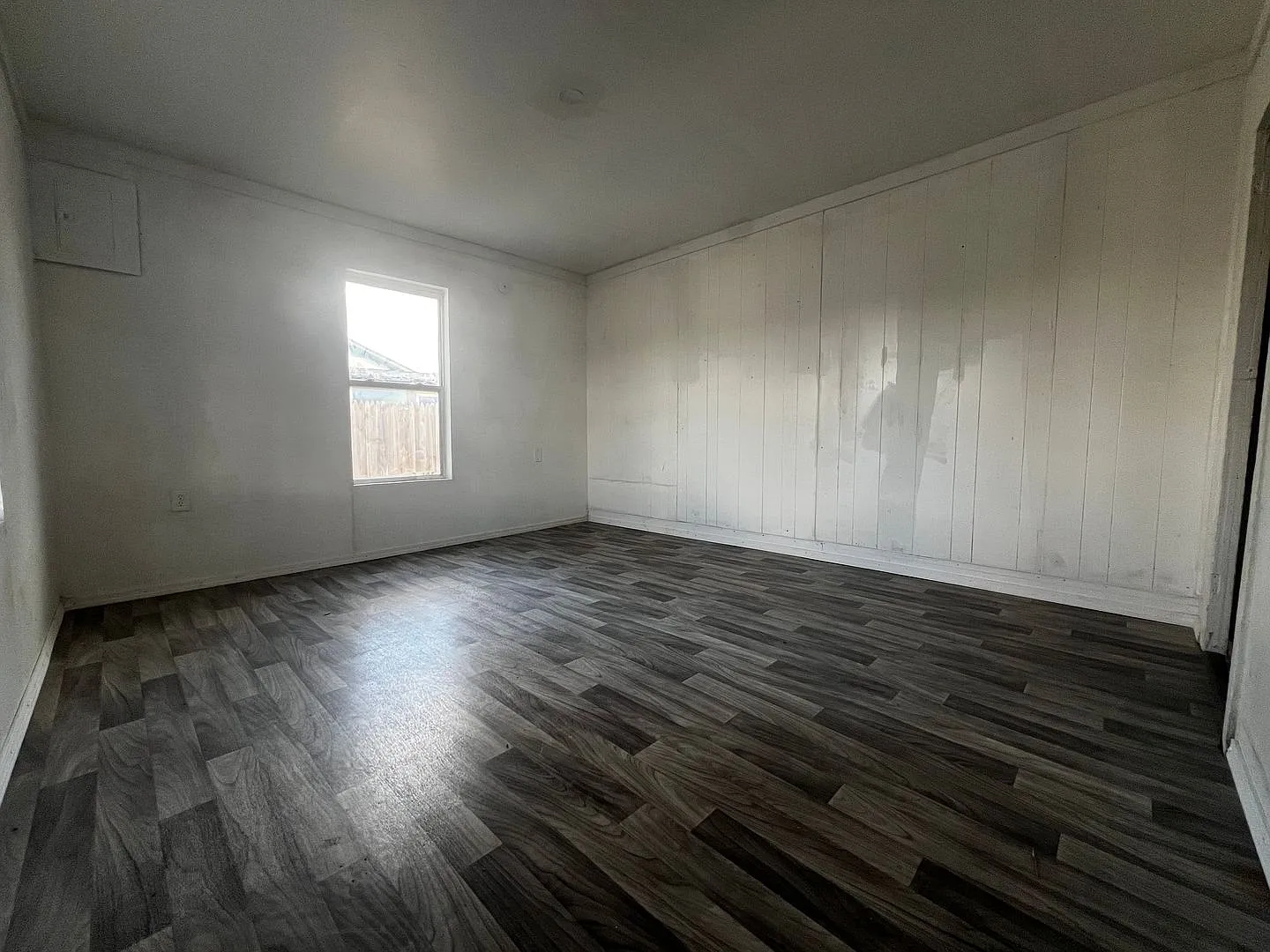 2 Bedroom in Slaton! — Photo 2