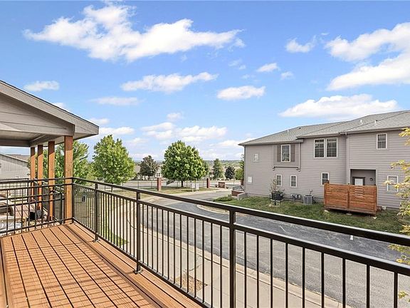 3rd image of 5245 Overland Dr APT C9
