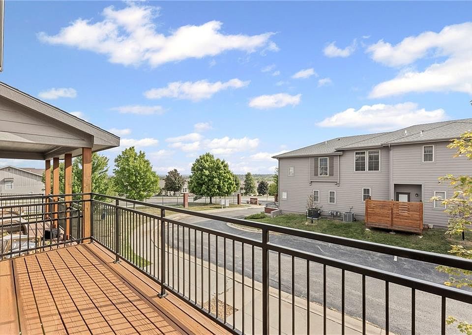 2nd image of 5245 Overland Dr APT C10