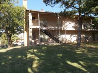 1301 Cates St APT 101, Bridgeport, TX 76426