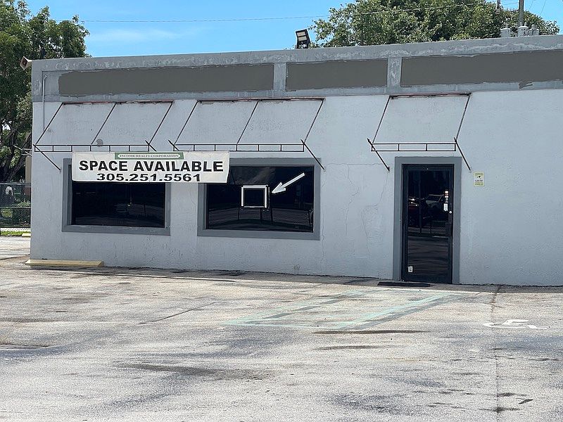 1st image of 17801 S Dixie Hwy #1