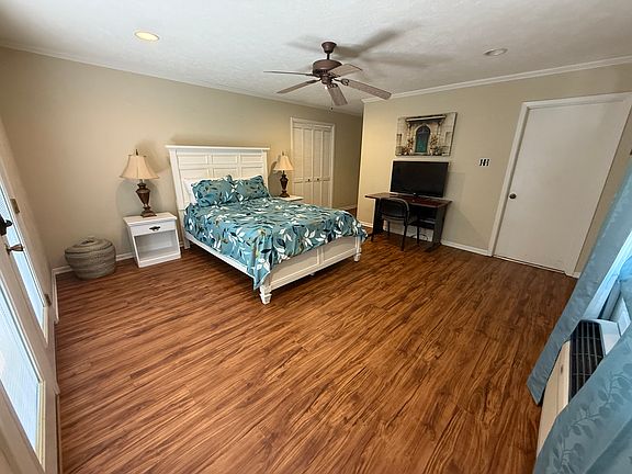 2nd image of 2206 Winchester Dr #D