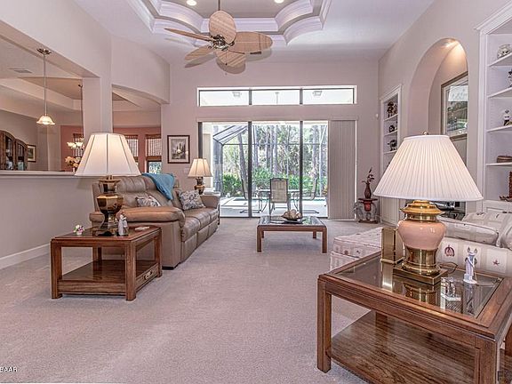 3rd image of 6 Riverbend Dr