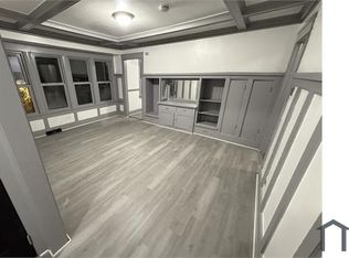 1213 N 30th St, Milwaukee, WI 53208