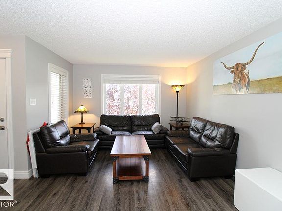 5th image of 31 Harvest Ridge Dr