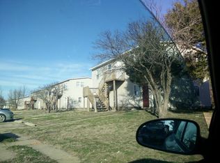 1010 Kim St APT A, Halstead, KS 67056