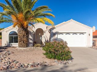 1180 W Placita Lucinda, Green Valley, AZ 85614