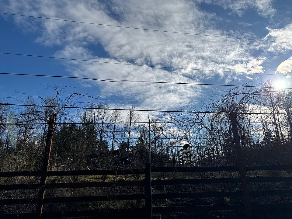 1st image of 17233 SE 228th St