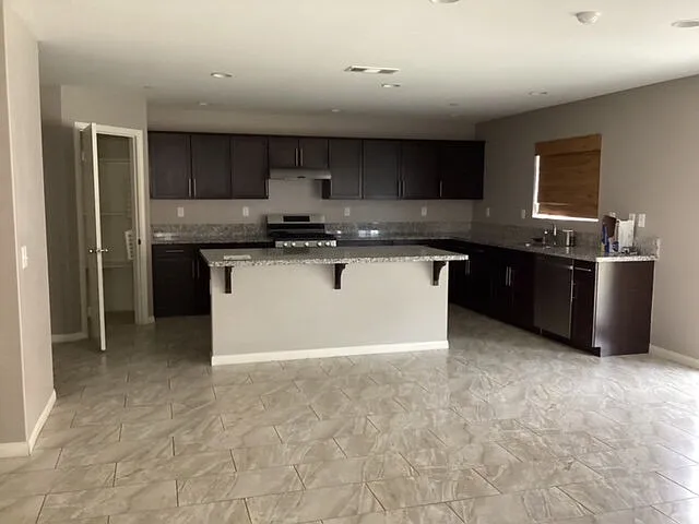 2520 Mulberry Ln — Photo 5