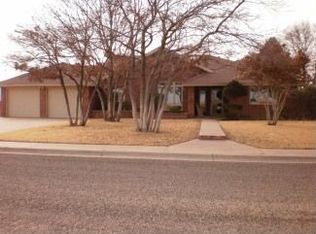 2226 Rice Dr, Levelland, TX 79336