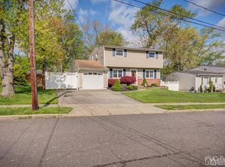 21 Andrew St, Old Bridge, NJ 08857