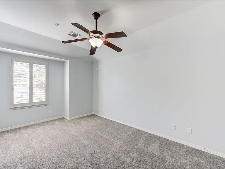 4340 Lake Walk Ct — Photo 37