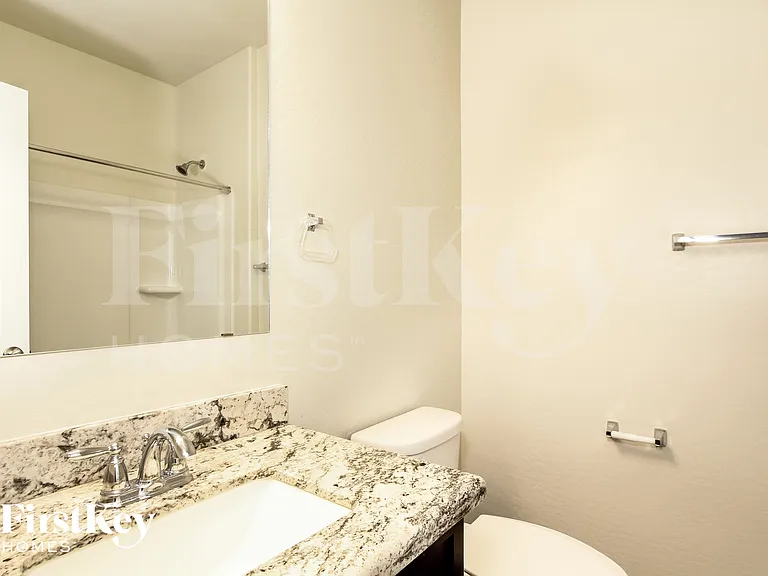 2635 W Tamarisk Ave — Photo 13