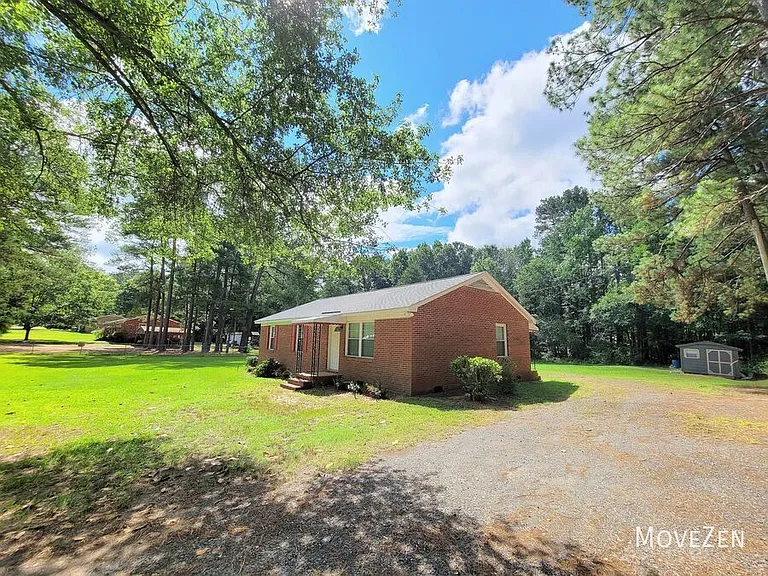 747 Hall Spencer Rd — Photo 30