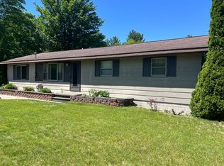 950 W Tyler Rd, Muskegon, MI 49445