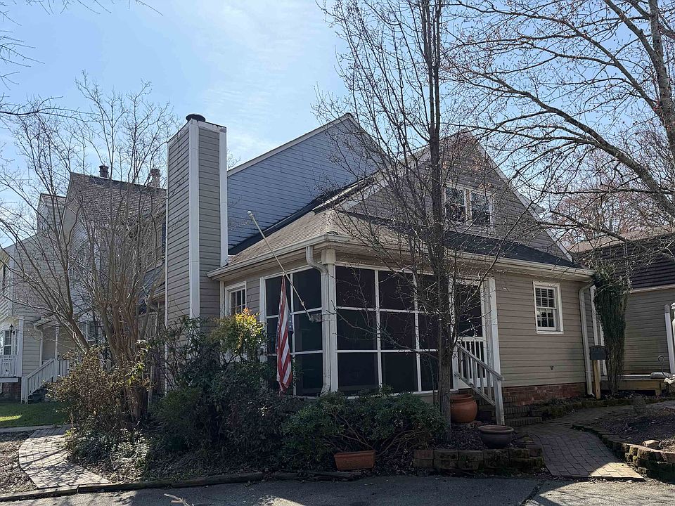 1st image of 26 Hidden Springs Rd