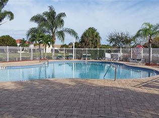 2160 Cape Heather Cir, Cape Coral, FL 33991