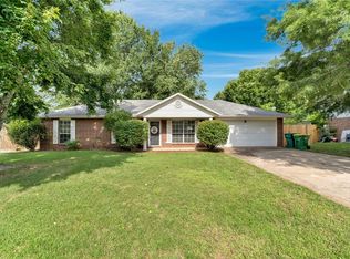 227 N Samuel Pl, Farmington, AR 72730