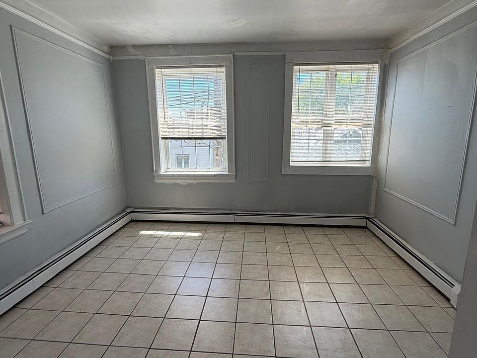 1st image of 257 Hollywood Ave APT 7