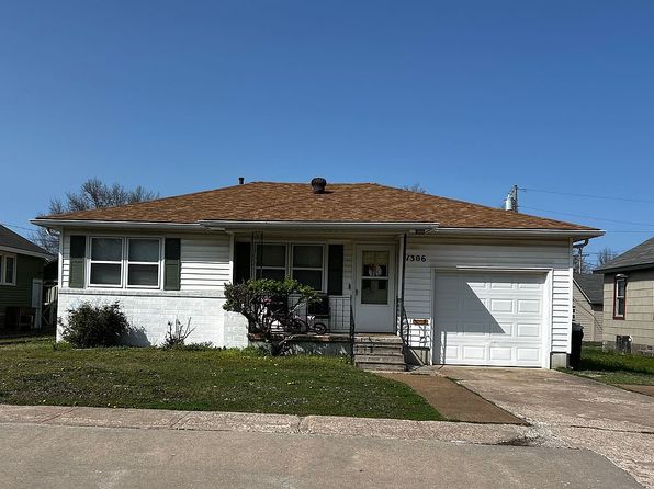 1306 W Main St