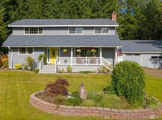 11832 Central Valley Rd NE, Poulsbo, WA 98370