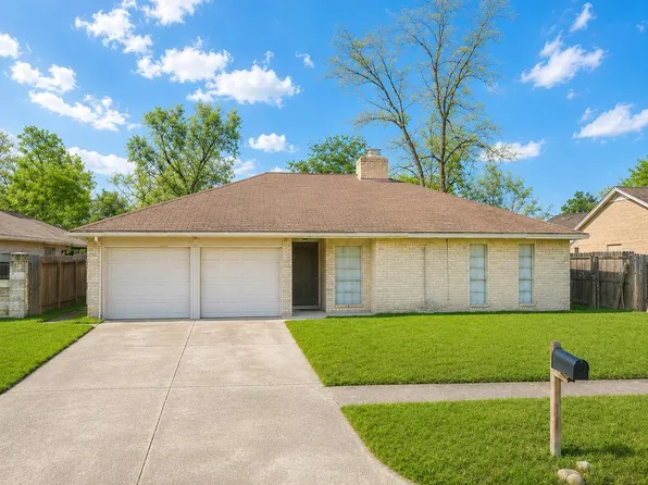 351 San Fernando Dr, Houston, TX 77060