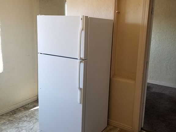 3rd image of 1540 S State St APT 16
