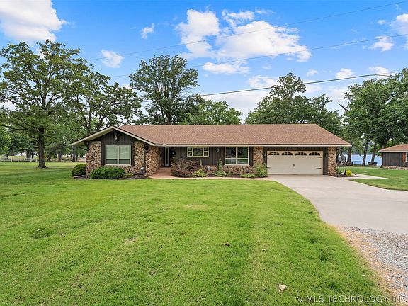 3rd image of 25815 S Horsecreek Dr