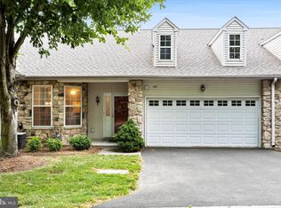 1465 Country Club Dr, Springfield, PA 19064