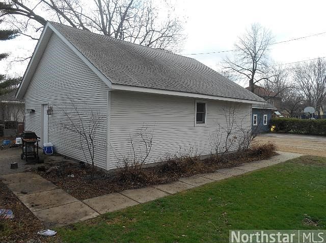 2nd image of 247 5th Ave N