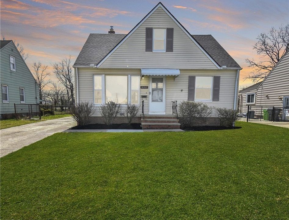 1st image of 30302 Fern Dr