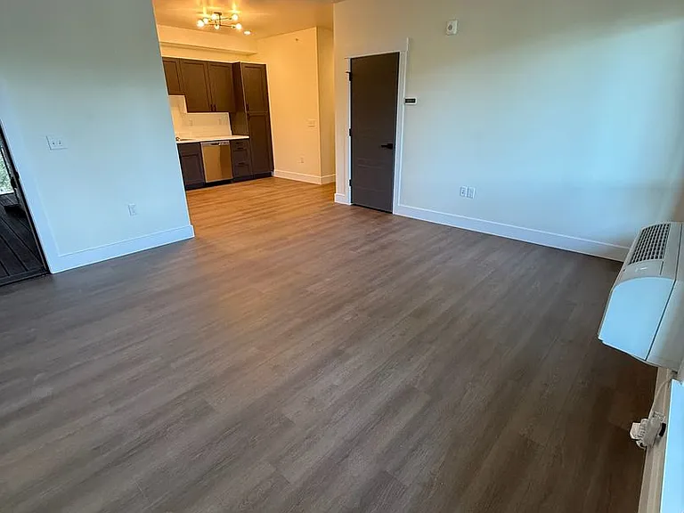 707 Victory Ln — Photo 25