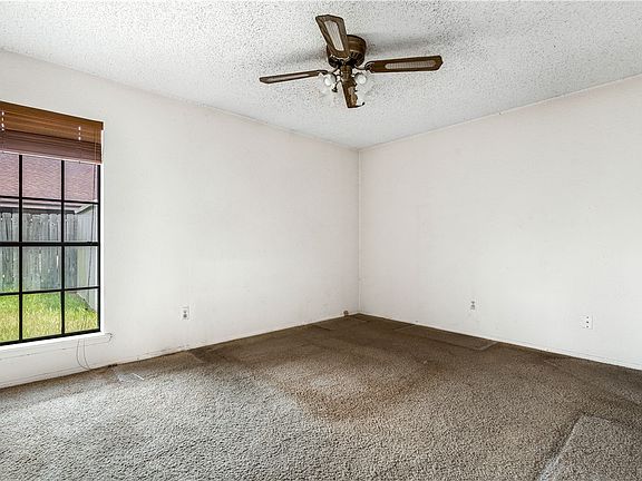 4th image of 3218 Kennsington Ct